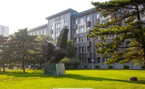 中國(guó)傳媒大學(xué)