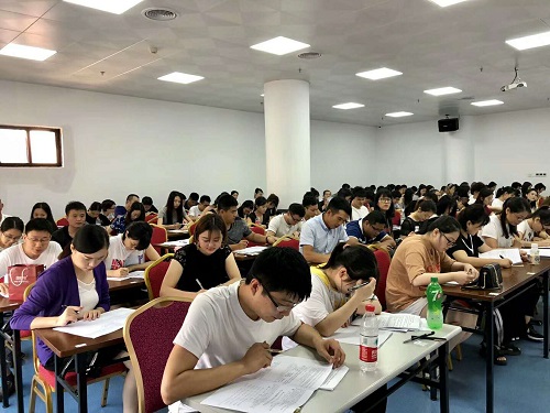 深圳成考考試可以抄嗎 可以帶手機或者小冊子在考場抄答案嗎_www.epx365.cn