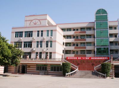 校園環(huán)境
